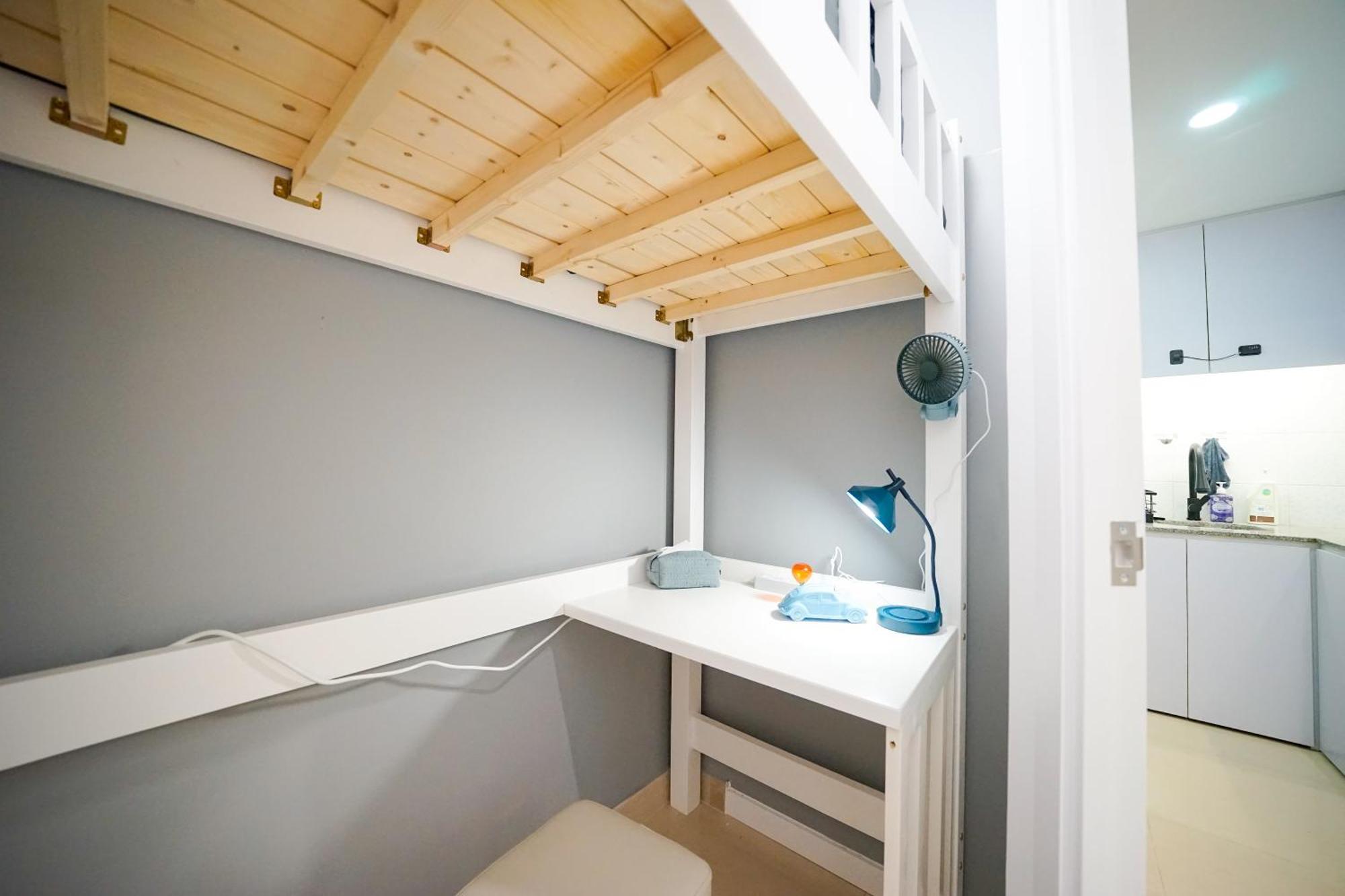 Student Accommodation - 294 Hennessy Road Хонконг Екстериор снимка