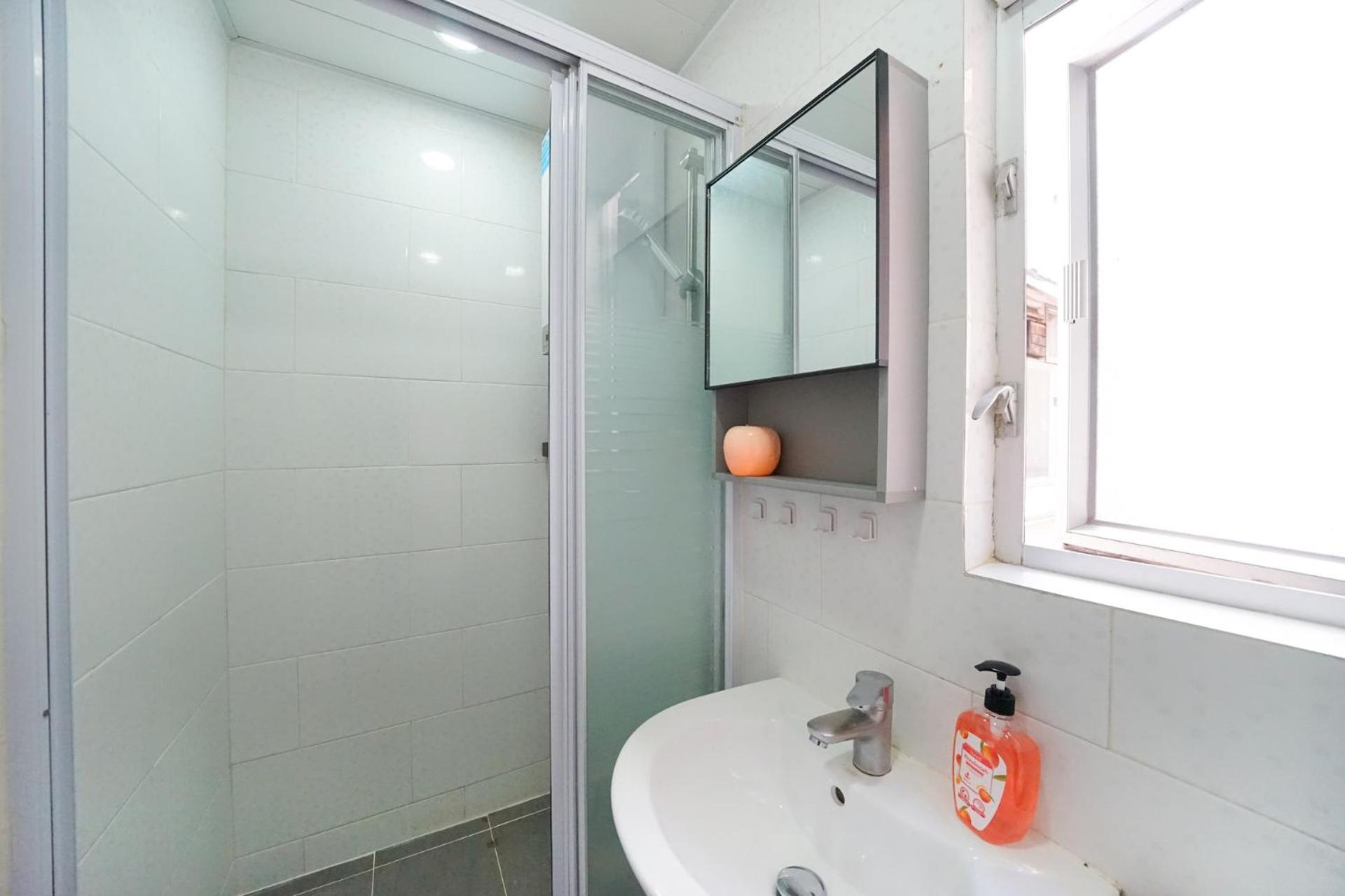 Student Accommodation - 294 Hennessy Road Хонконг Екстериор снимка